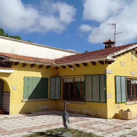 Increible Casa Rural Con Piscina Para 15 Personas Vakantiehuis El Cubo de Tierra del Vino